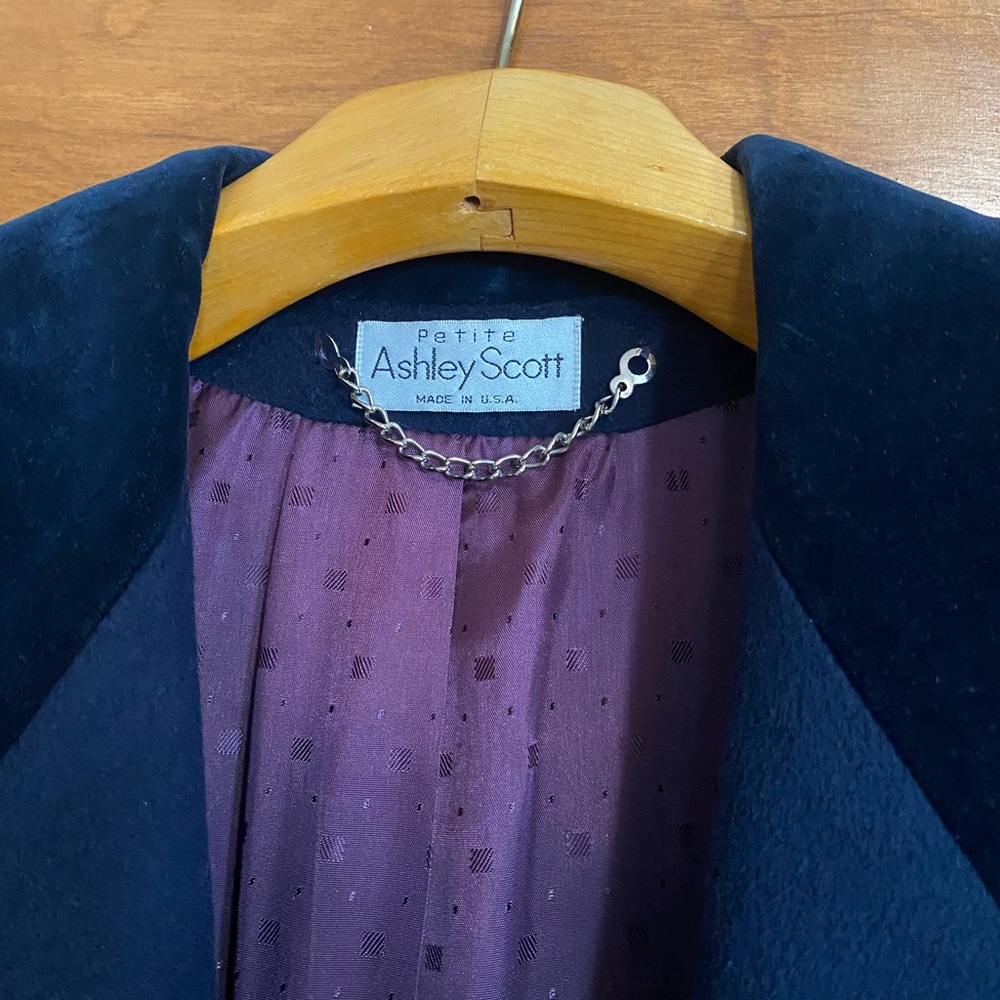 Ashley Scott Women's Navy 100% wool formal coat
